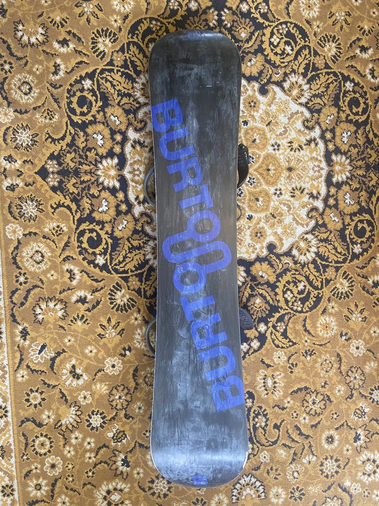 Snowboard Burton 136cm stan dobry + wiązania