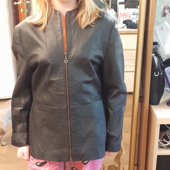 Курточки для девочек б/у 10-12лет