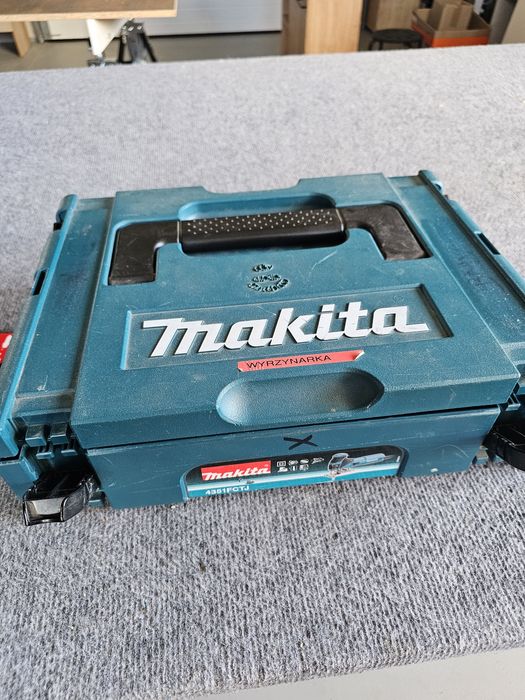 Wyrzynarka Makita + walizka. 4351fctj