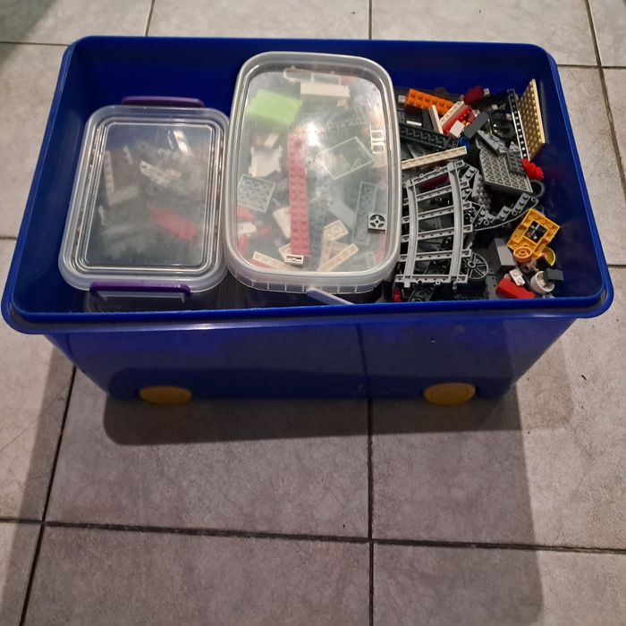 Деталі конструкторів LEGO разнобій