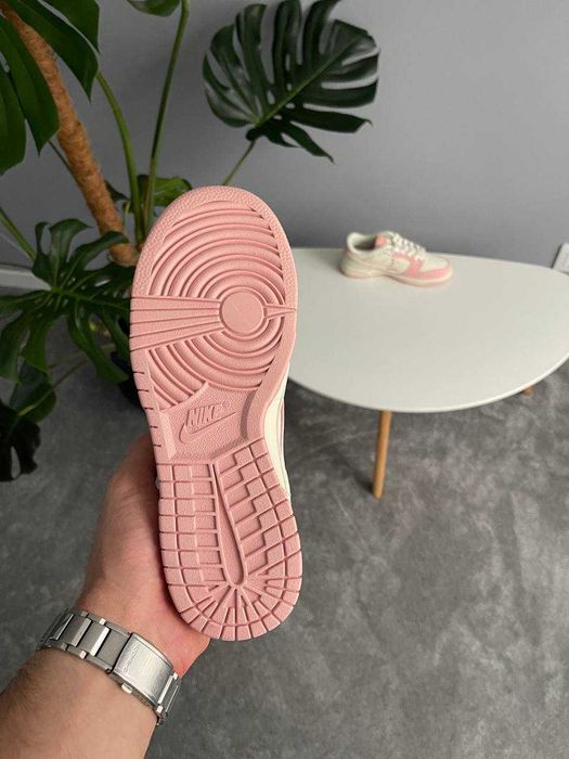 Кросівки Nike SB Dunk Low x Labubu Pink premium