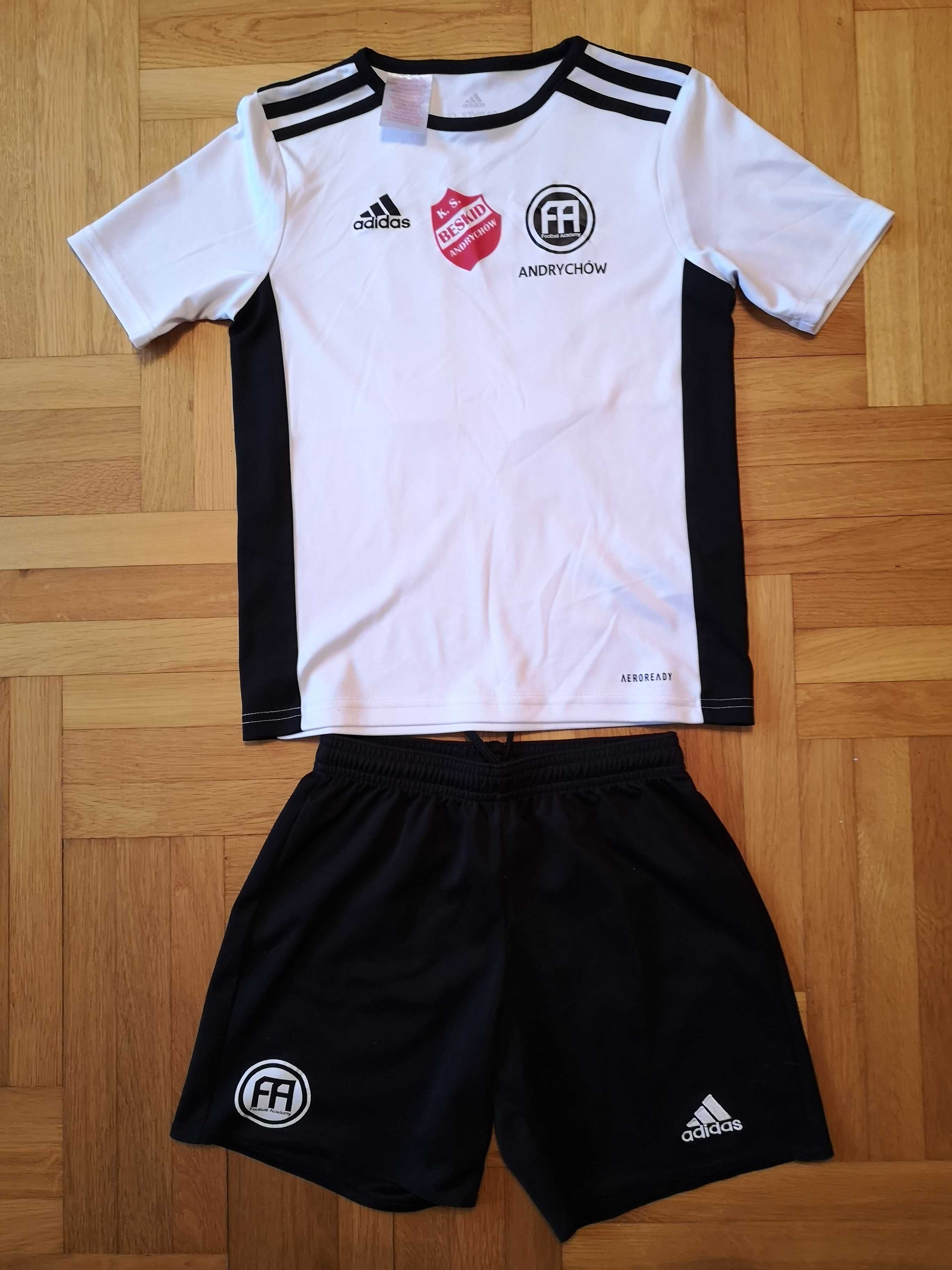 Strój sportowy Adidas na WF trening piłkarski 134-140 cm