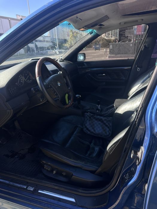 Е39 3.0 дизель.