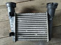 Радиатор интеркулера VW Passat B5 B6 Golf Transporter T4 Т5 Audi шрот
