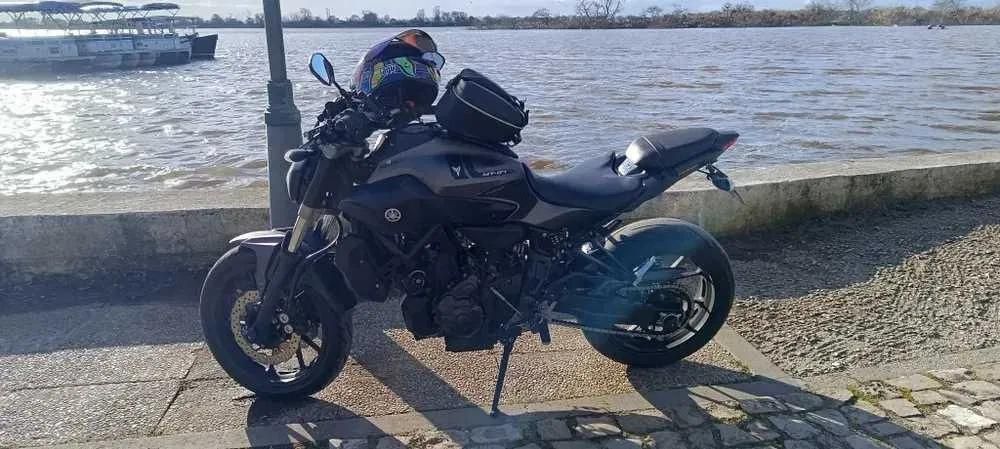 Moto yamaha MT 07full extras completamente nova