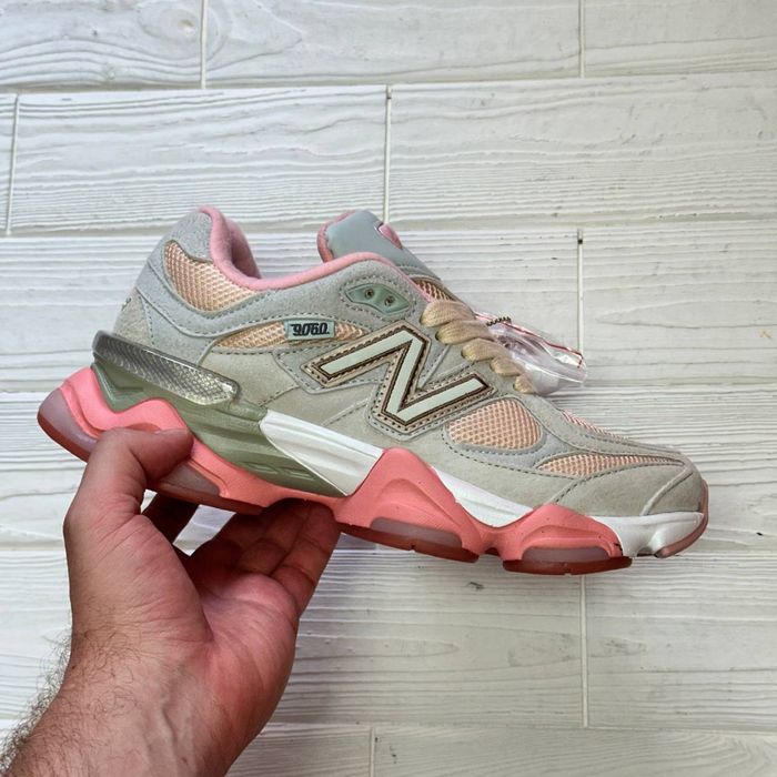 Жіночі кросівки new balance 9060
