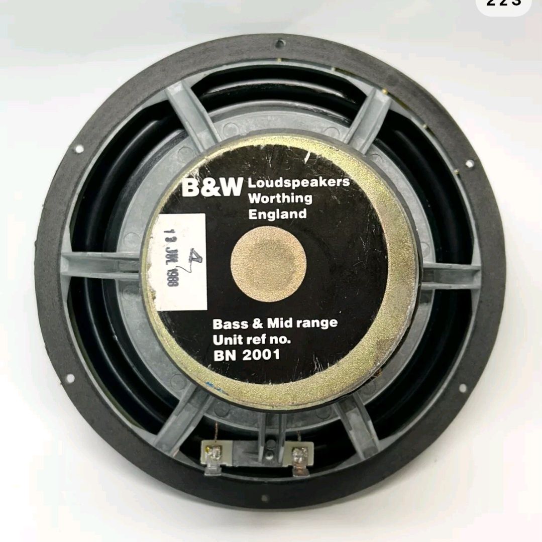 BN 2001 Bowers & Wilkins DM 550,70,80 x 4 midbasy