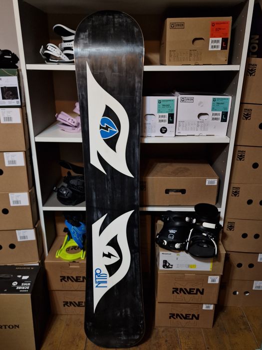 Deska snowboardowa Nitro Fate 152 cm snowboard