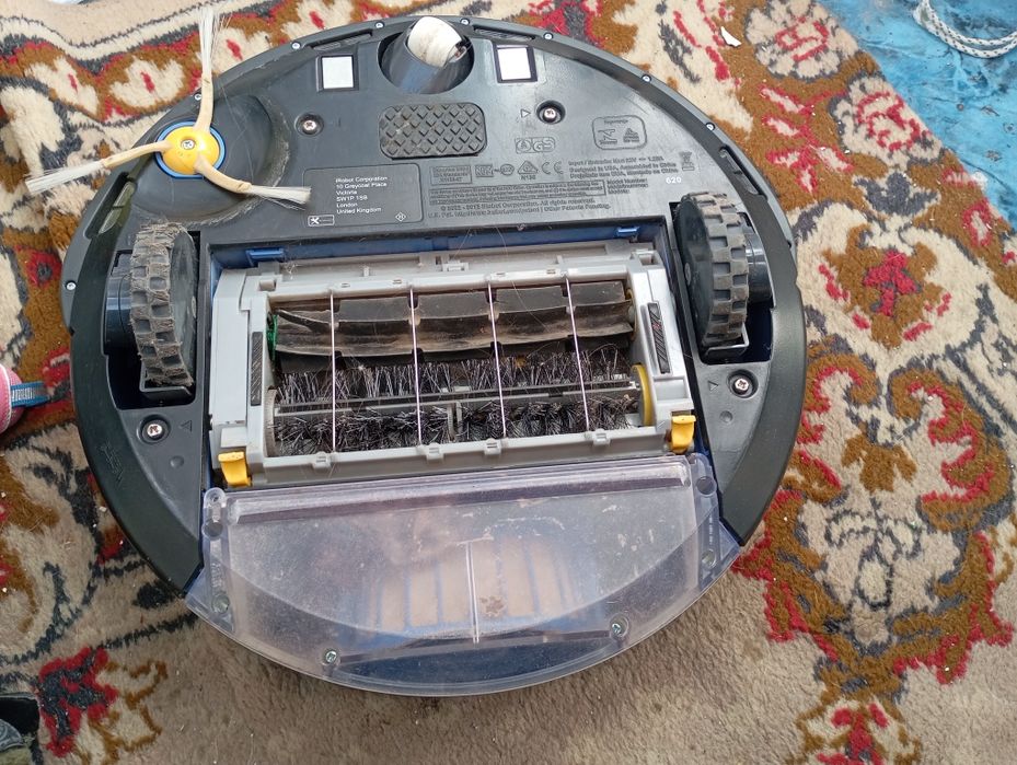 Робот-пилосос iRobot Roomba 620
iRobot Roomba 620
Робот пилосмок iRobo