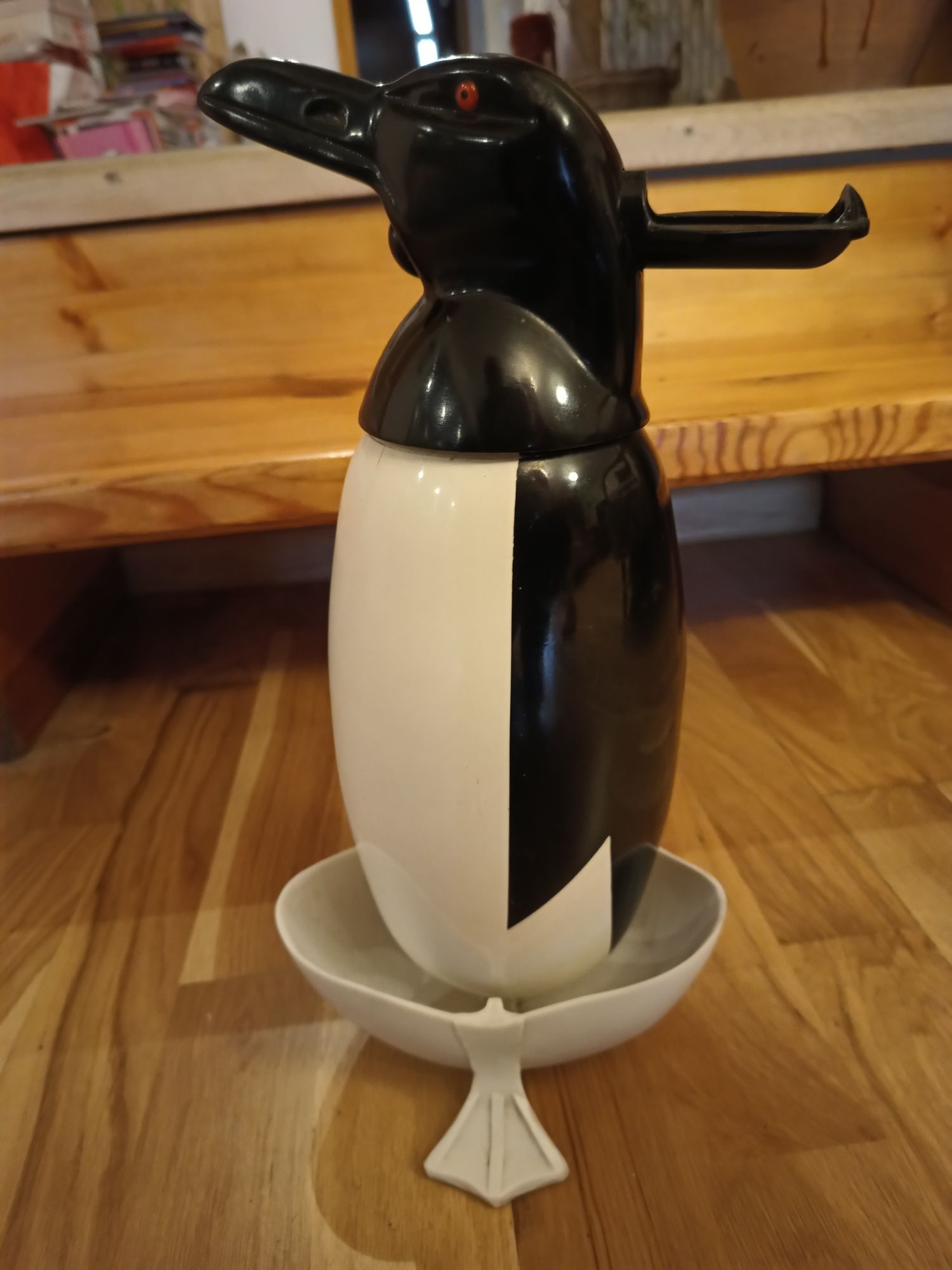 Kultowy syfon pingwin ZSRR