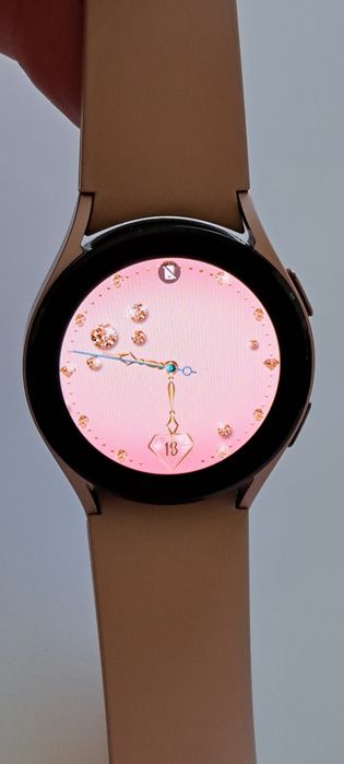 Samsung Galaxy Watch 4 Pink Gold – damski smartwatch w b.dobrym stanie