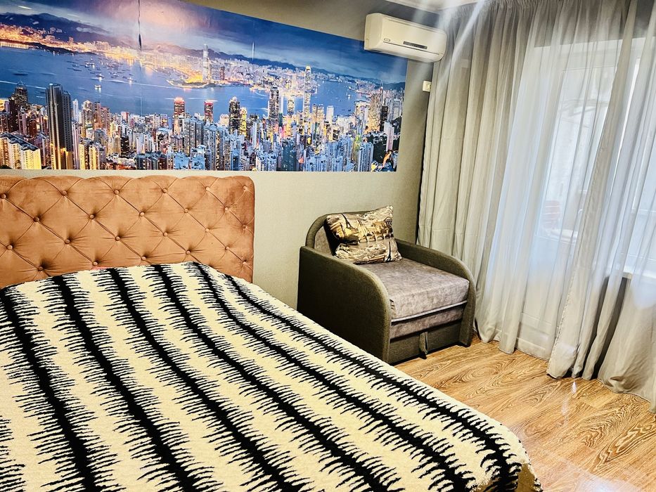 Сдам квартиру посуточно ул.Закревского, 73 Троещина