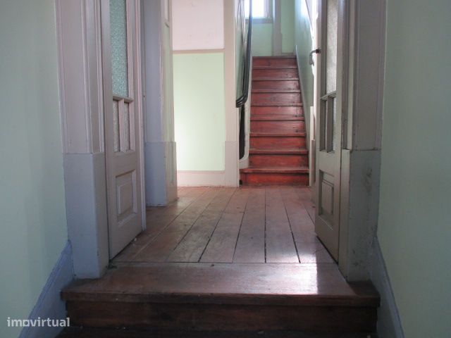 Vivenda na Av. Dias da Silva