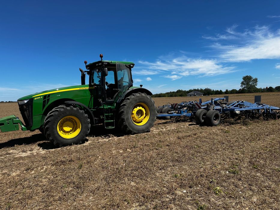 John Deere 8335R 370 PS 44km/h AutoPower