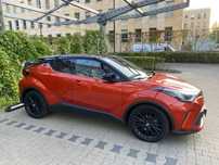 Toyota C-HR Toyota C-HR 2.0 Hybrid 184 KM Selection Orange | Bezwypadkowy | ASO