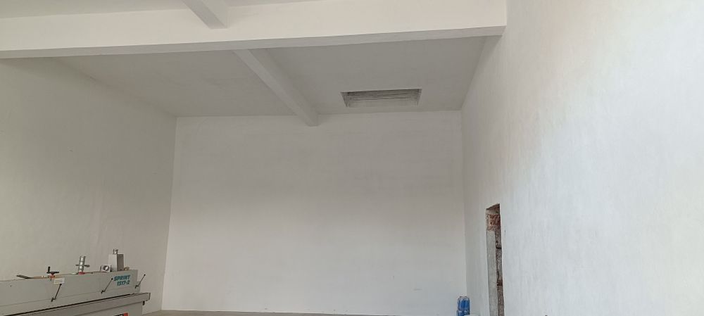 Pomieszczenie magazynowe sklep z parkingiem w centrum Radomia