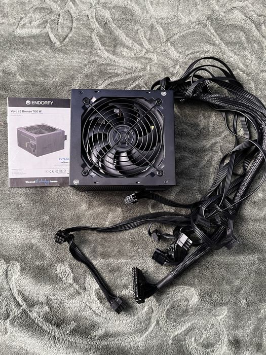 Gwarancja1,5roku Zasilacz Endorfy Vero L5 700W stan idealny