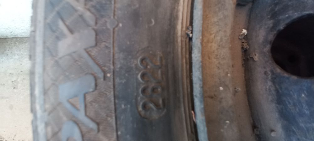 185,60,14 Зимняя резина