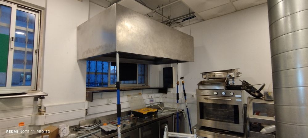 Montagem de extração de fumos