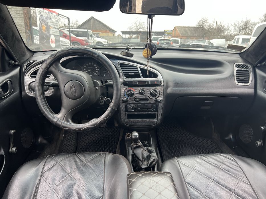 Део сенс 2004рік титани