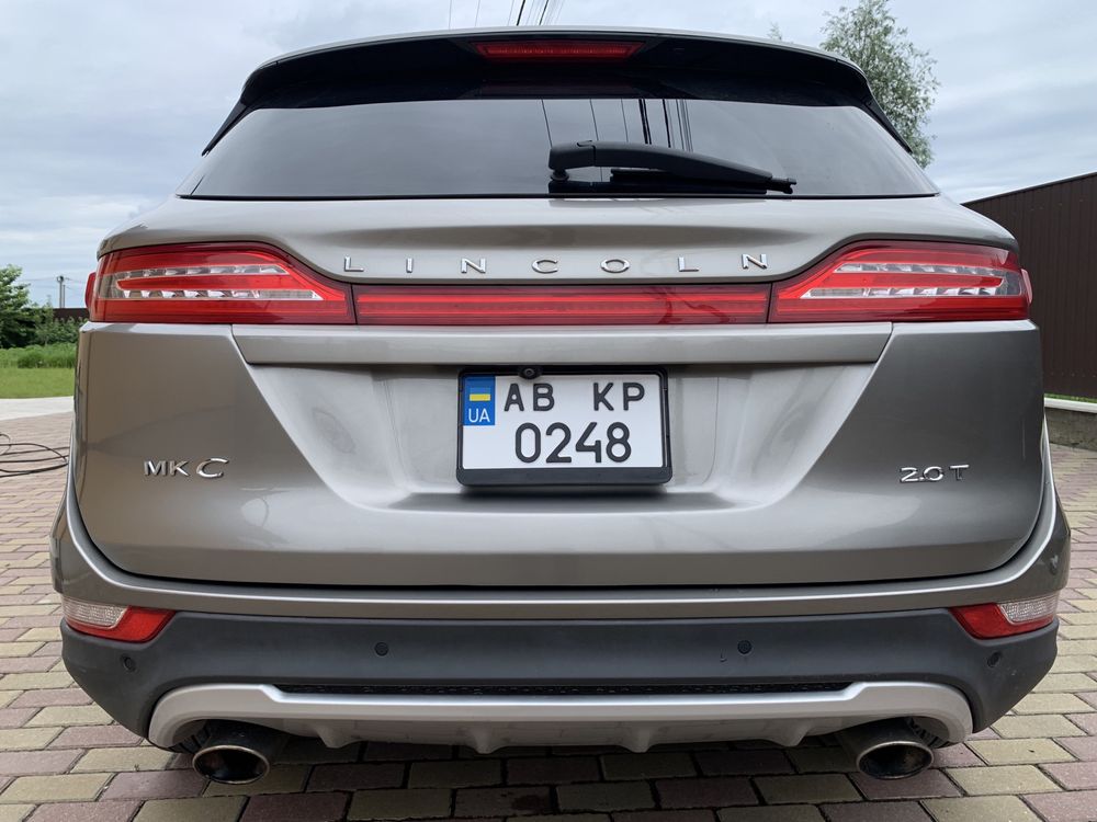 Продам Lincoln MKC 2016