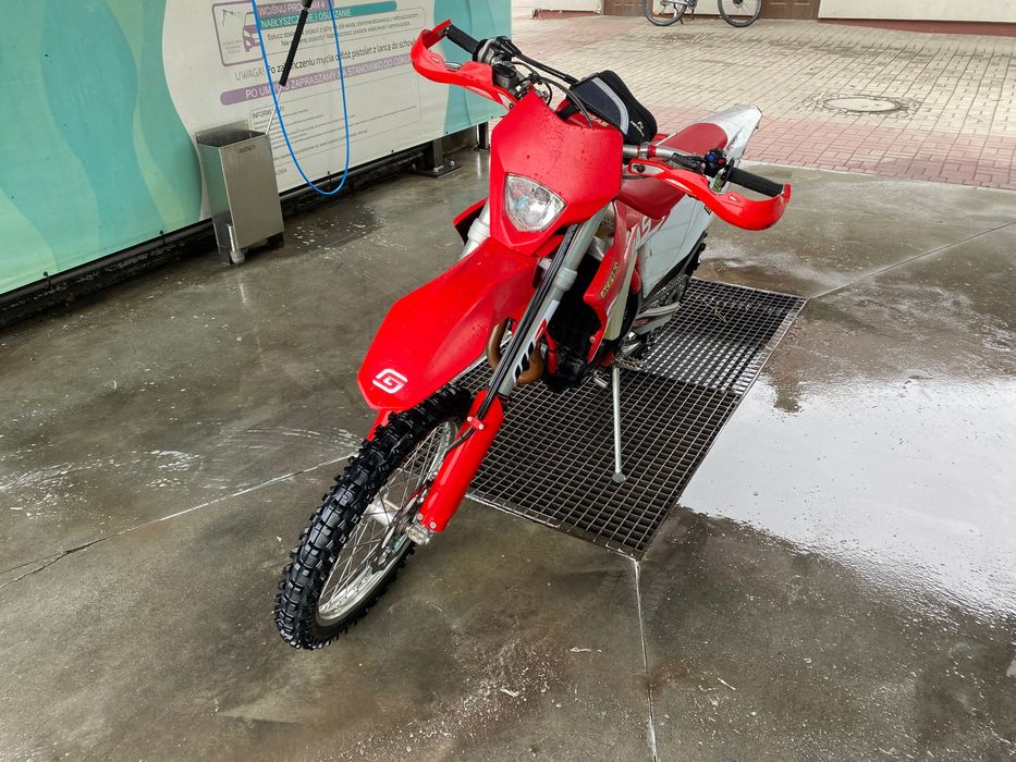 GasGas EC350F 80 motogodzin, Zamiana