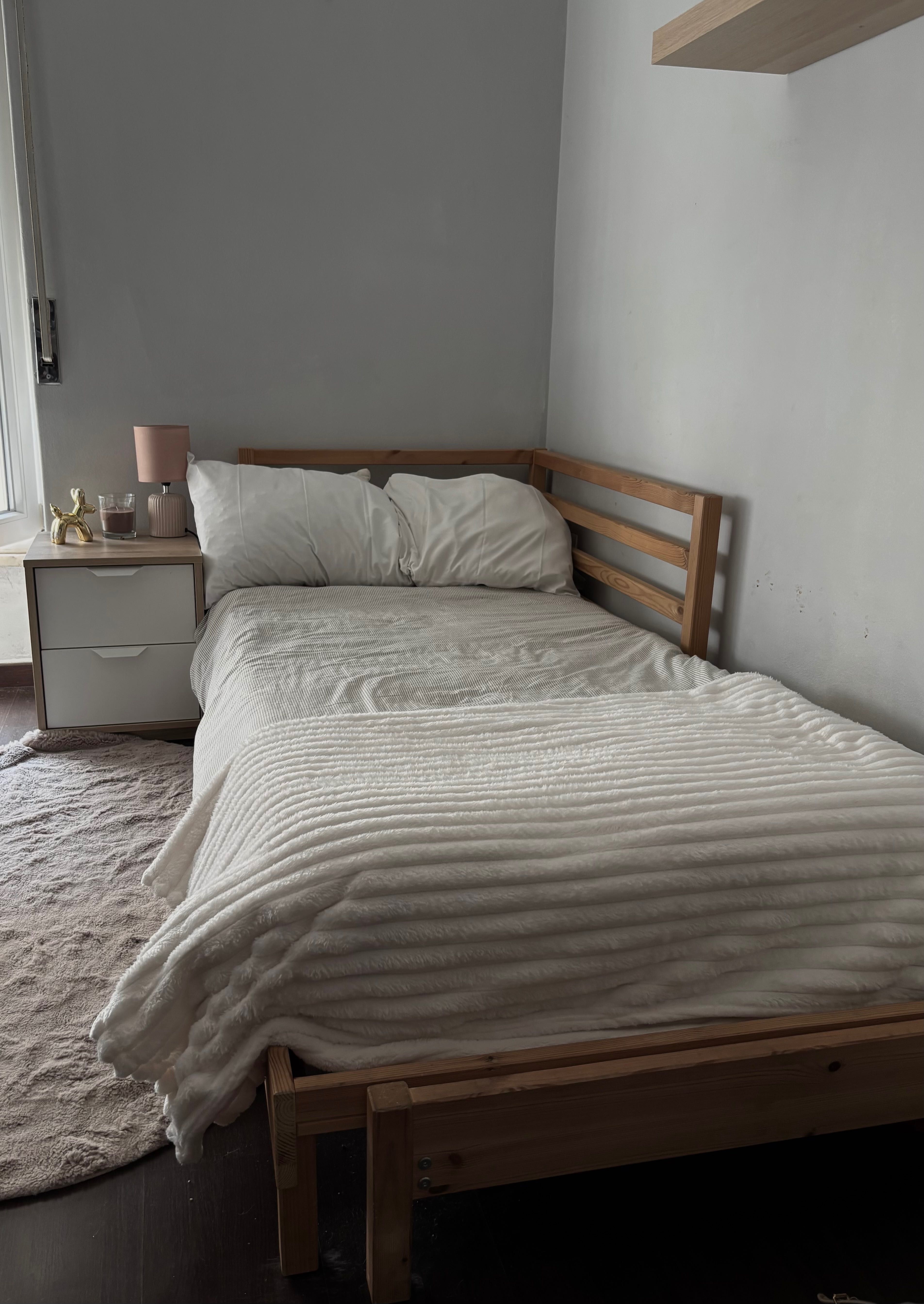 Cama IKEA extensível
