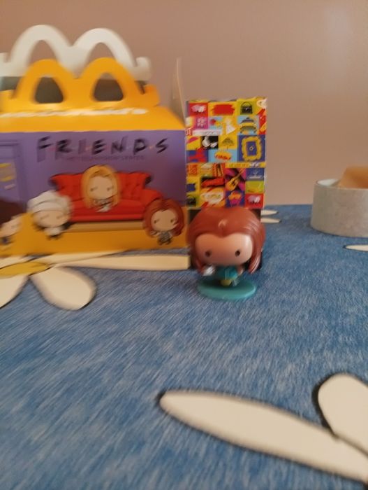 Фігуркі FRIENDS, MacDonald, Monica y Joey
