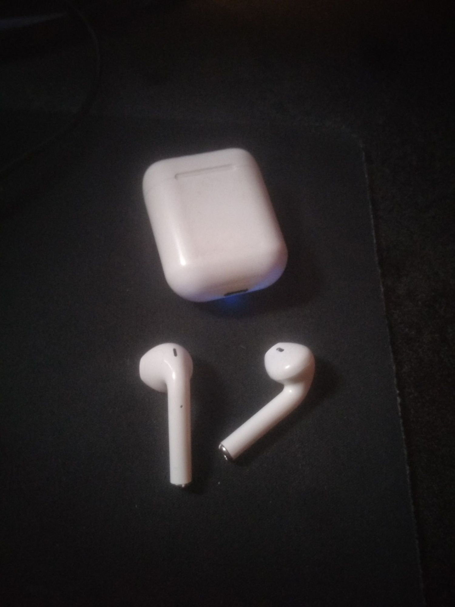 Air Pods навушники