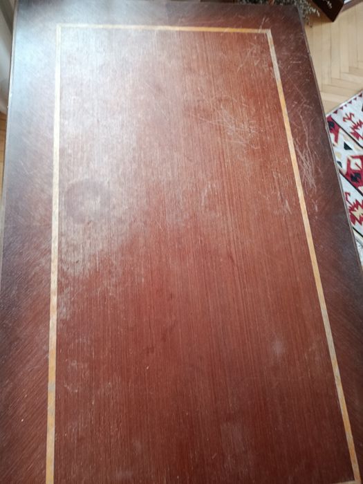 Журнальний столик