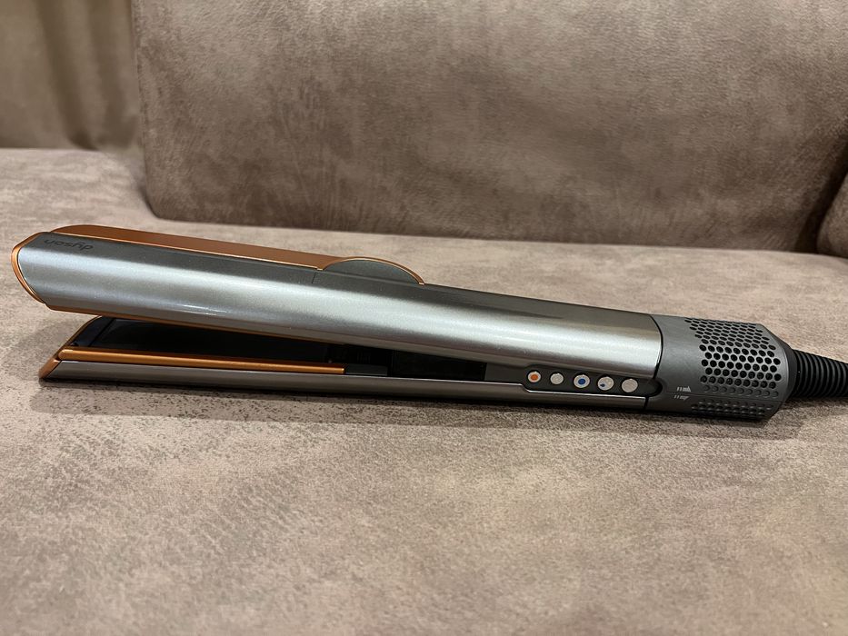 Продам фен випрямляч Dyson Airstait оригінал з гарантією