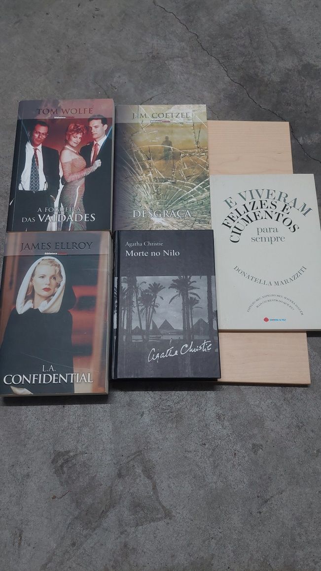 Livro Tom Wolfe, John Le Carré, Agatha Christie, Coetzee, James Ellroy