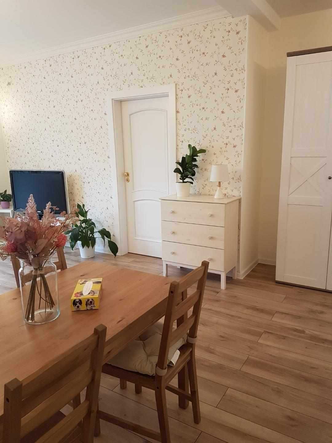 mieszkanie 2 pokoje szeregowiec na wynajem balkon marki ul Zielona