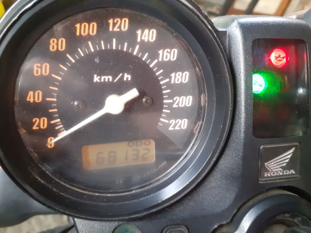 Продам Honda CBF 500.