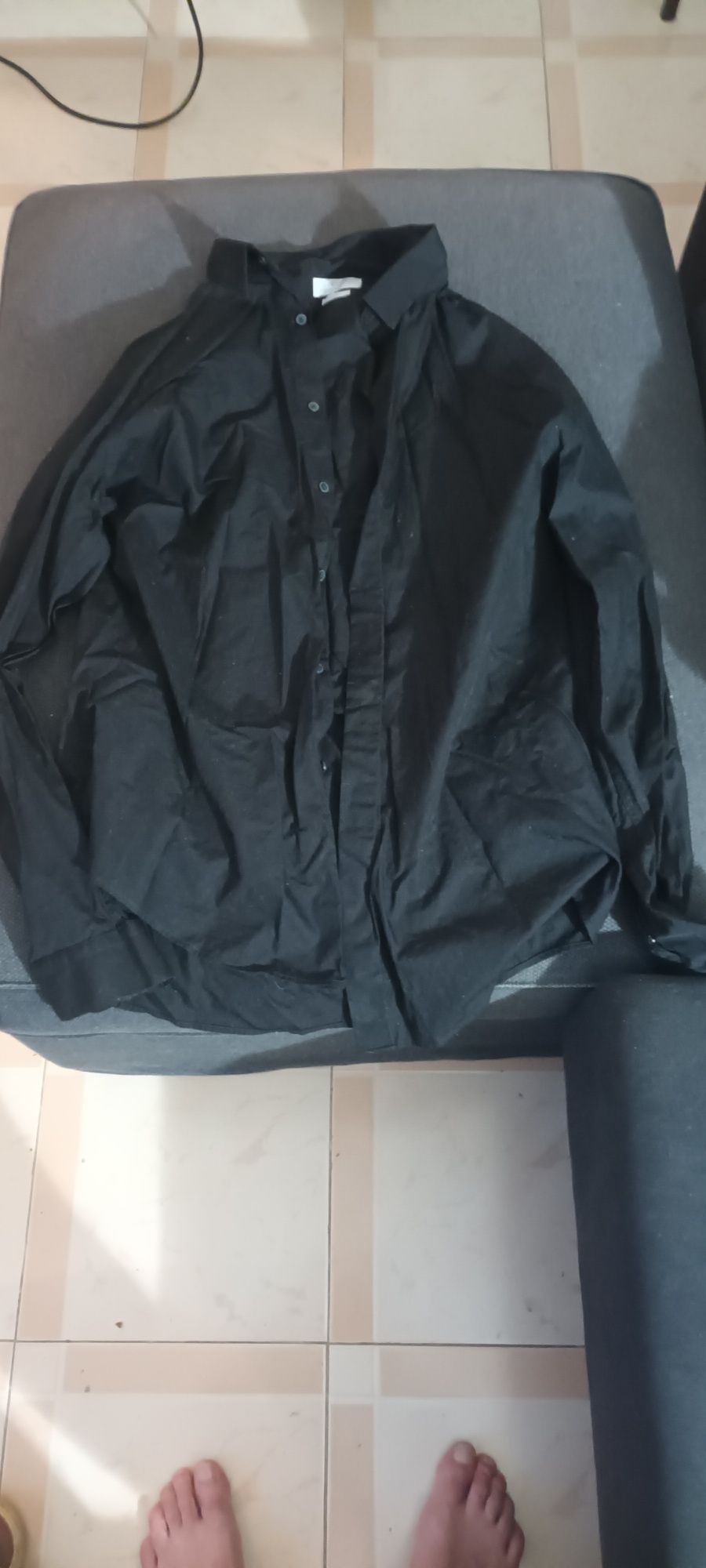 Roupa variada nova e usada 1€ envie mensagem para mais fotos