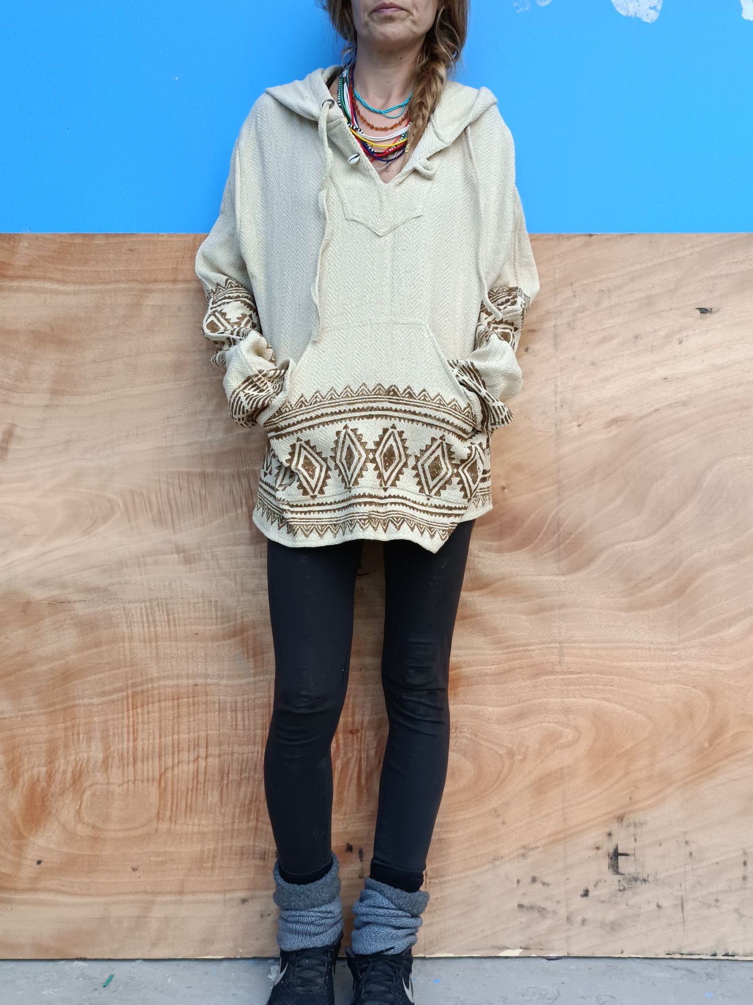 Bluza etno z kapturem