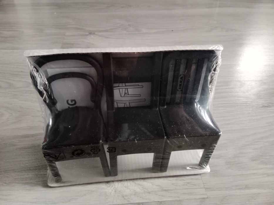 hak, wieszak - IKEA FJANTIG - zestaw 3x - czarne krzesełko