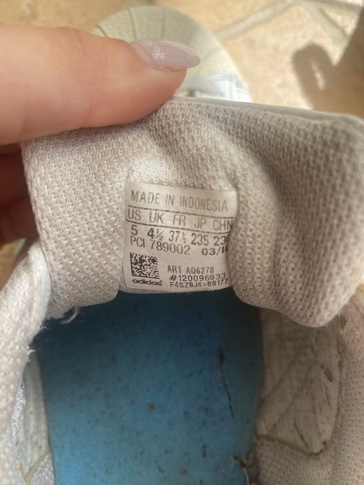 Adidas Superstar iridescentes - Tamanho 37 1/3