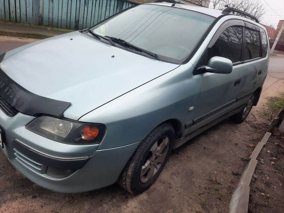 Економний Mitsubishi Space Star 2004