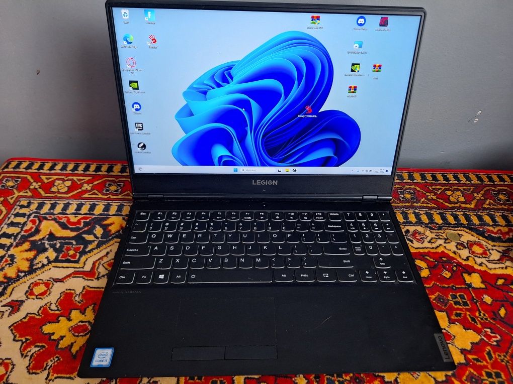 Laptopa lenovo legion i5-9300 gtx1660ti 512gb ssd