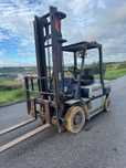 Empilhadora Komatsu FG20 em Excelente Estado