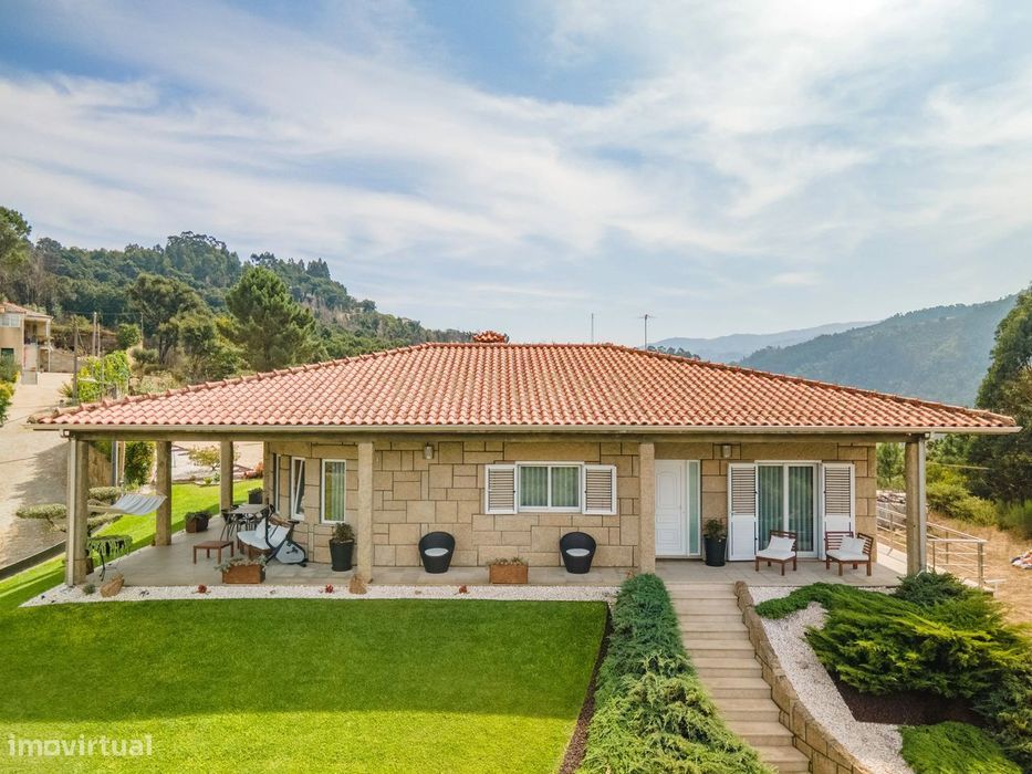 Casa V3 com Vista Panorâmica em Sande, Marco de Canaveses