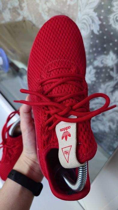 Buty sportowe adidas BY8720 40