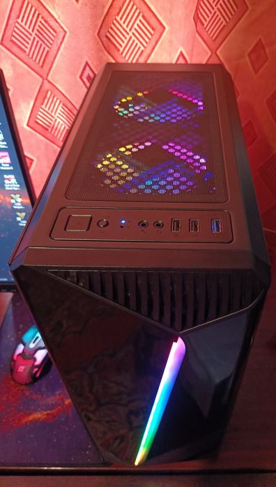 ПК на 1150 сокете, i5-4590,gtx1050TI 4gb,ОЗУ-16gb,SSD-240gb,HDD-1000gb