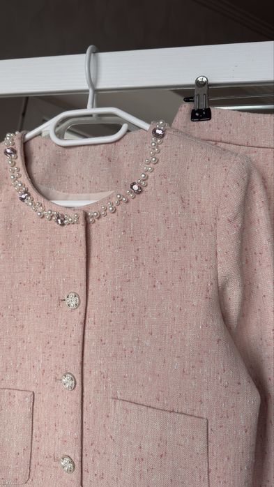 Твідовий костюм , жакет , спідниця