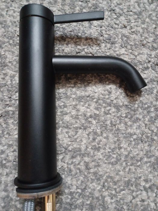 Bateria umywalkowa Roca Ona nowa