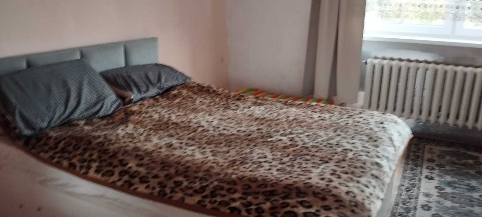 Do wynajecia dom wolno stojący wraz z ogrodem i garażem