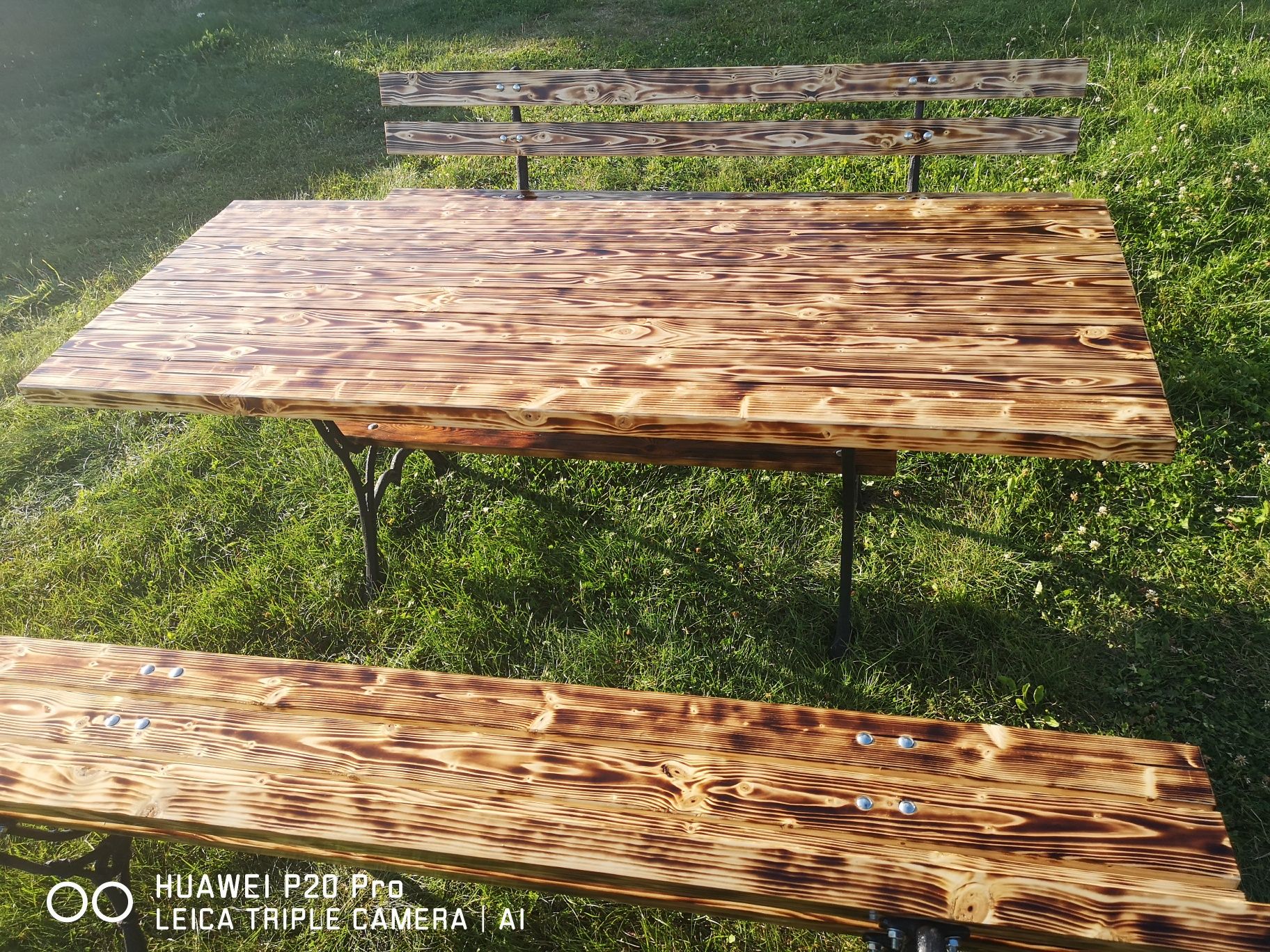 Zestaw ogrodowy stół i ławki na żeliwnych nogach