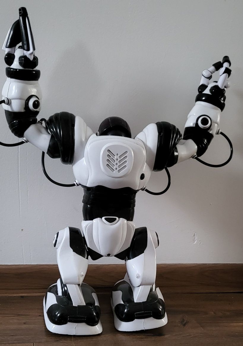 Zabawka ROBOT gigant interaktywny, 100% sprawny + pilot i baterie