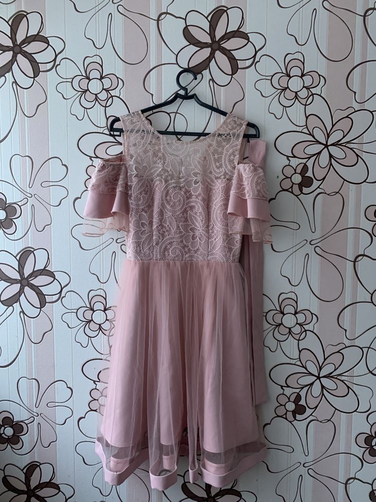 Платье розовое вечернее, выпускное